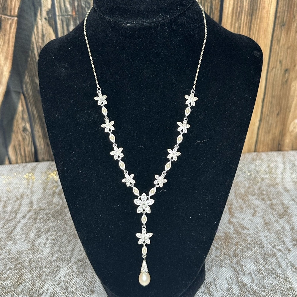Silver and Pearl Floral Necklace with Teardrop Pearl Pendant